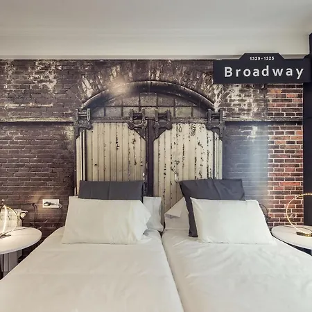 Guest house Chelsea *